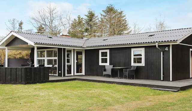 6 person holiday home in Hadsund-By Traum