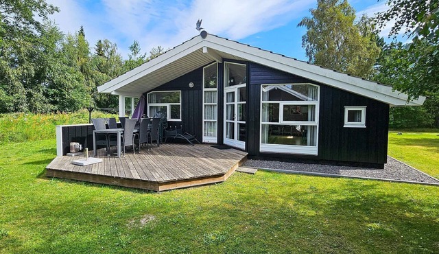 6 person holiday home in Hadsund