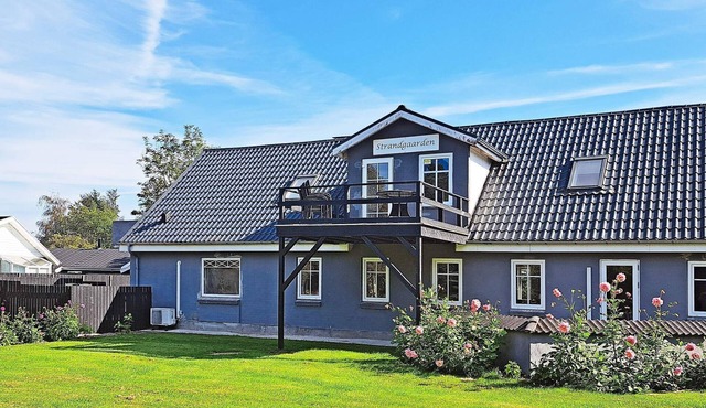 6 person holiday home in Hadsund-By Traum