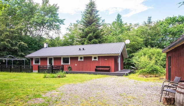 6 person holiday home in Hadsund