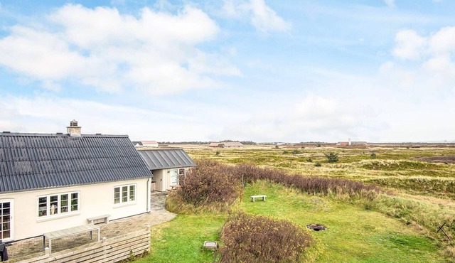 6 person holiday home in Harboøre-By Traum