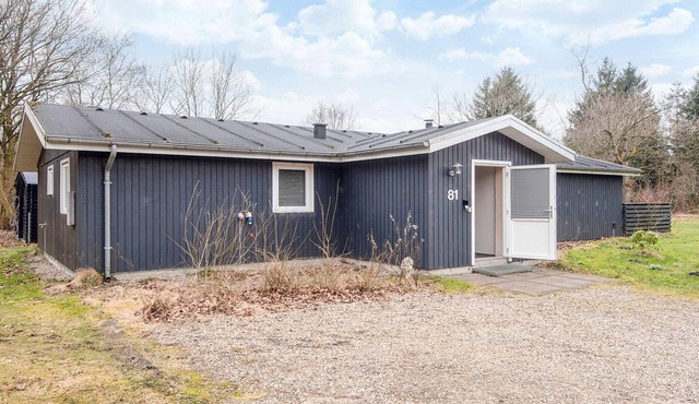 6 person holiday home in Herning