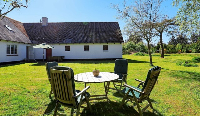 6 person holiday home in Hjørring