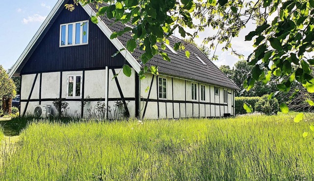 6 person holiday home in Kettinge-By Traum