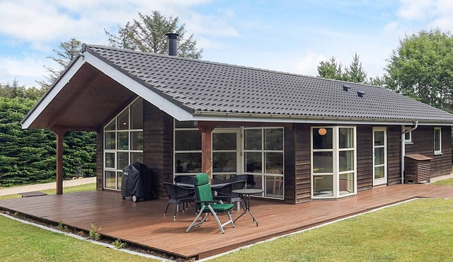 6 person holiday home in Løgstør