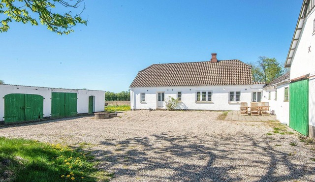 6 person holiday home in Rødding