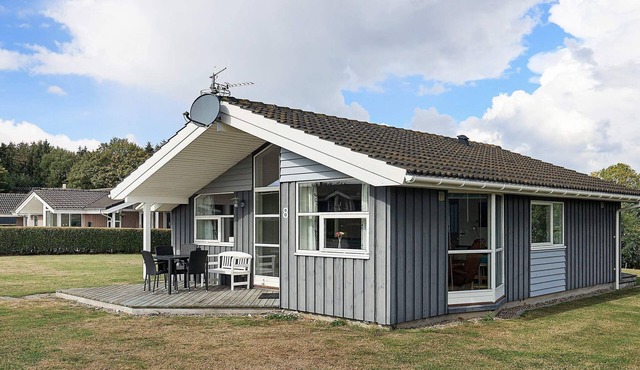 6 person holiday home in Rudkøbing-By Traum