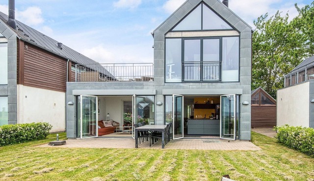 6 person holiday home in Thyholm-By Traum