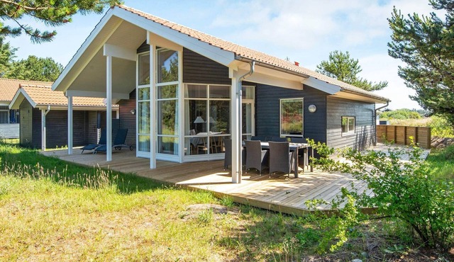 6 person holiday home in Ulfborg