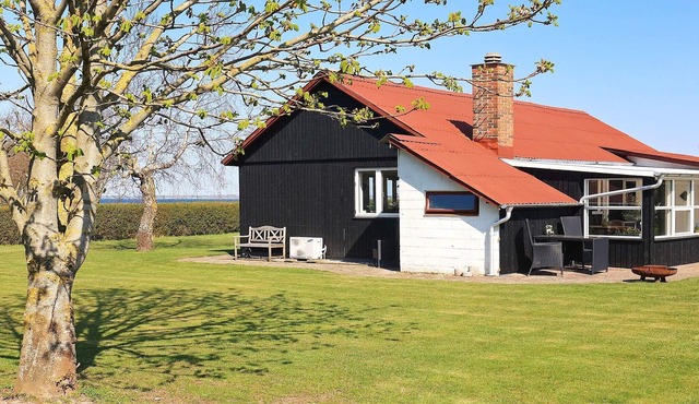 6 person holiday home in Vinderup-By Traum