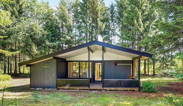 6 person holiday home in Ans By