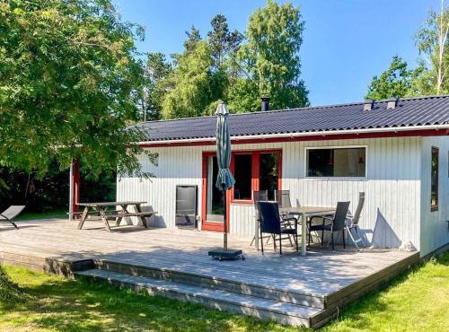 6 person holiday home in Grenaa-By Traum