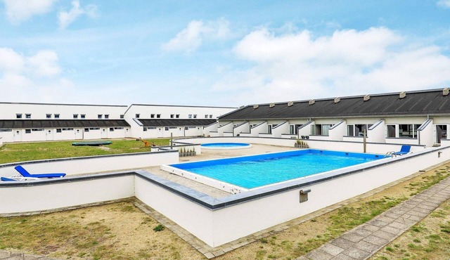 6 person holiday home in Brovst-By Traum