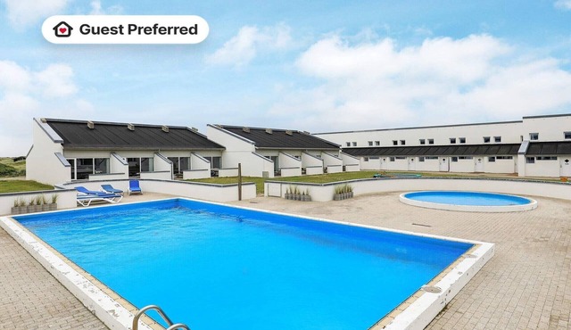 6 person holiday home in Brovst-By Traum