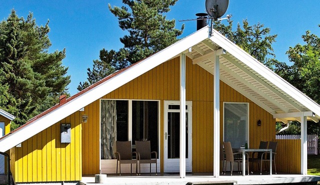 6 person holiday home in Fårvang