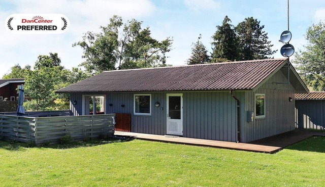 6 person holiday home in Gedser-By Traum