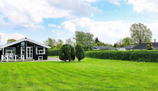 6 person holiday home in Hadsund-By Traum