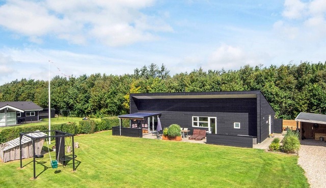 6 person holiday home in Hemmet-By Traum