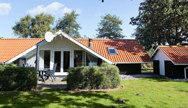 6 person holiday home in Hemmet-By Traum