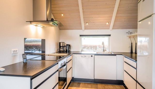 6 person holiday home in Hemmet