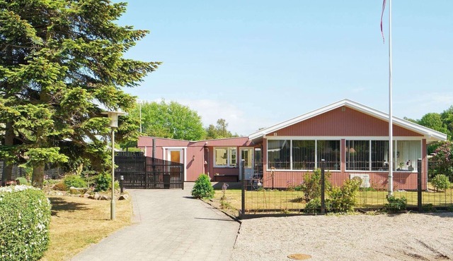 6 person holiday home in Korsør