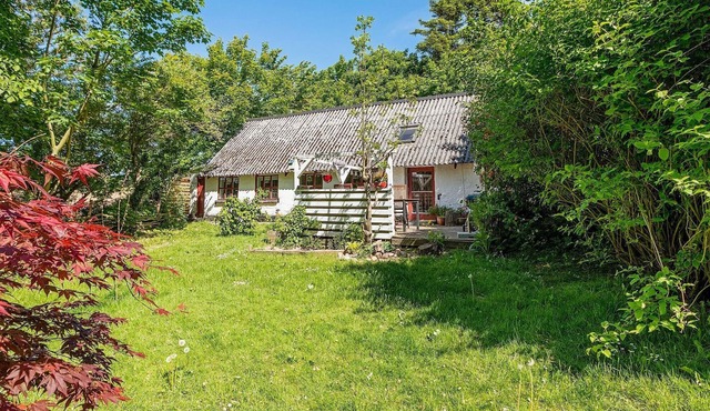 6 person holiday home in Løkken