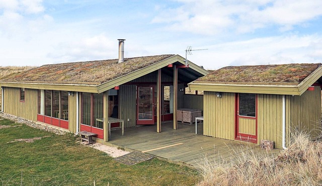 6 person holiday home in Løkken