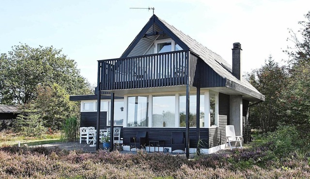 6 person holiday home in Roslev