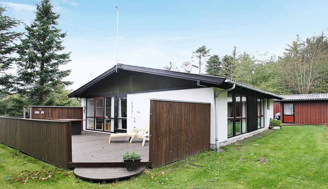 6 person holiday home in Saltum-By Traum