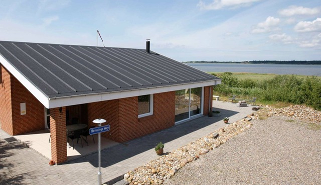 6 person holiday home in Thyholm
