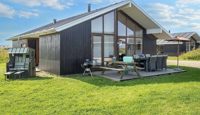 6 person holiday home in Ulfborg