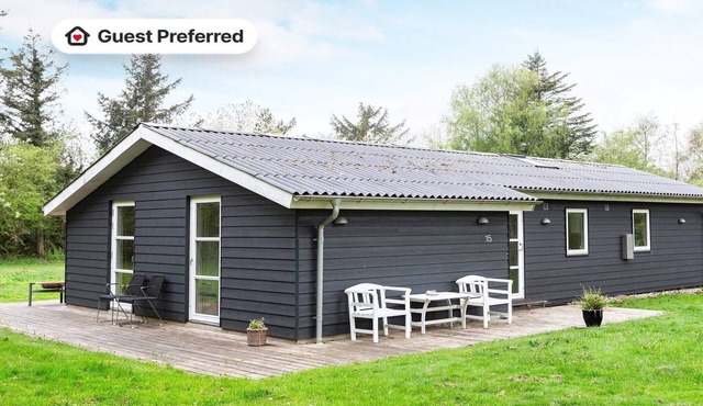 6 person holiday home in Vesløs-By Traum