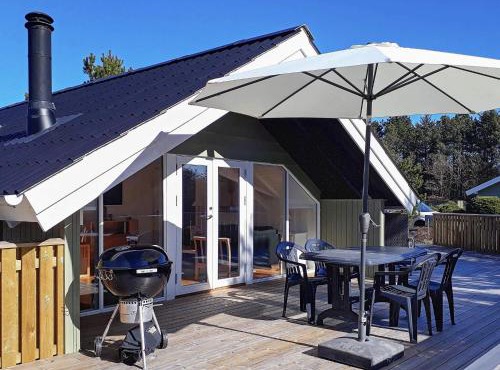 6 person holiday home in Ålbæk-By Traum