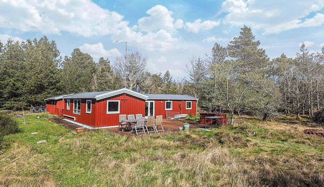 6 person holiday home in Ålbæk-By Traum