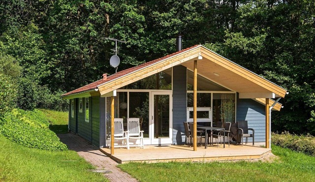 6 person holiday home in Børkop-By Traum
