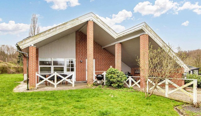 6 person holiday home in Børkop