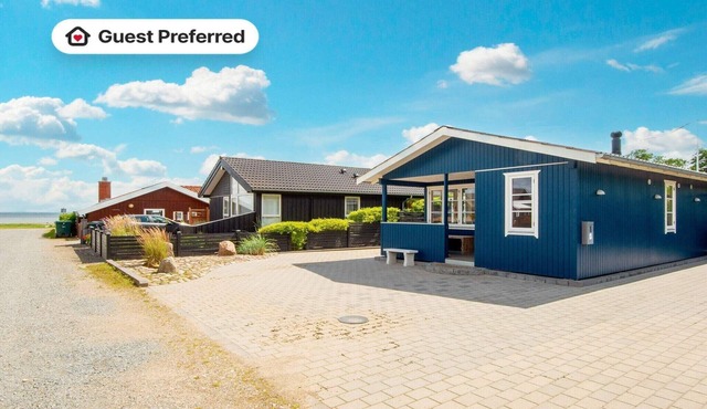 6 person holiday home in Bjert-By Traum