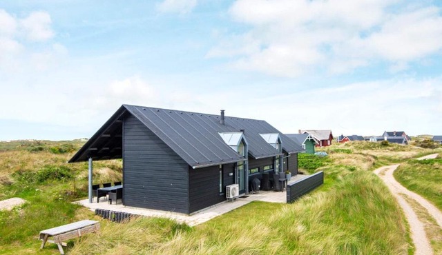 6 person holiday home in R m