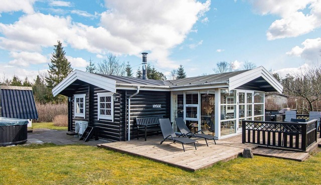 6 person holiday home in Farsø-By Traum