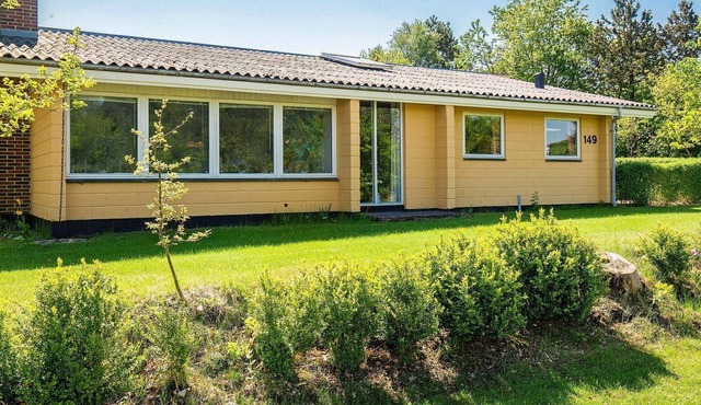 6 person holiday home in Farsø