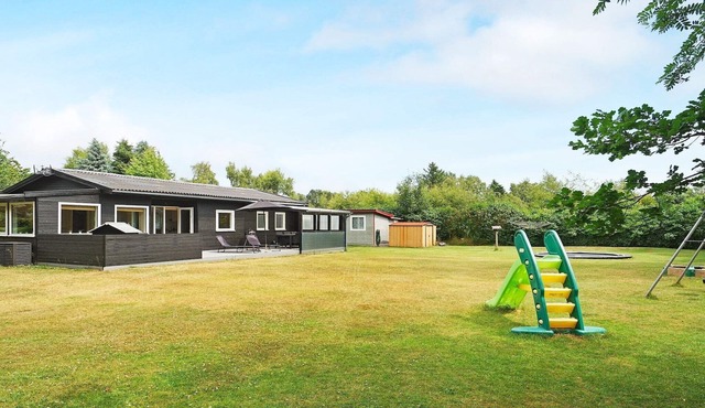 6 person holiday home in Højby-By Traum