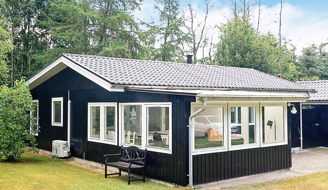 6 person holiday home in Hals-By Traum