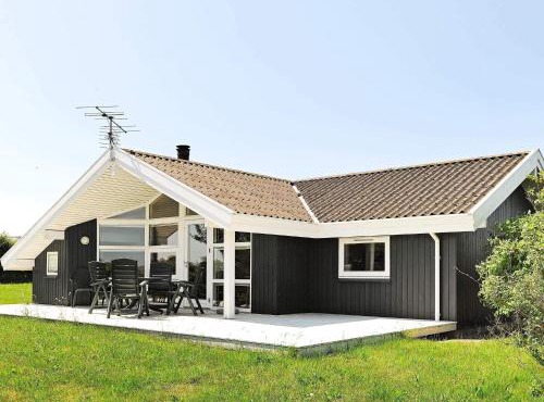 6 person holiday home in Ebberup-By Traum