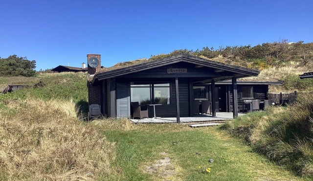 6 person holiday home in Henne