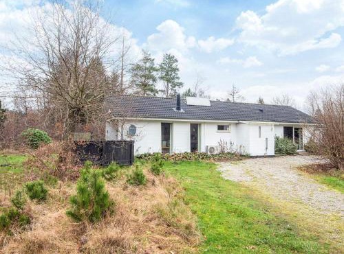 6 person holiday home in Herning