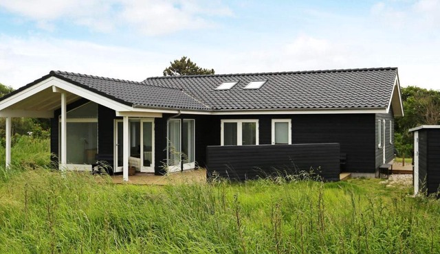 6 person holiday home in Hundested