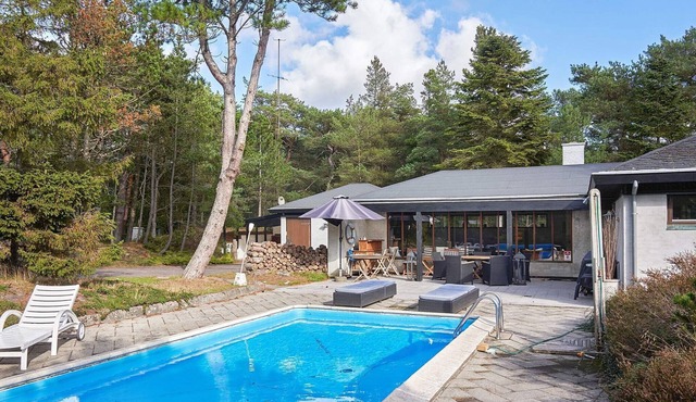 6 person holiday home in Nexø