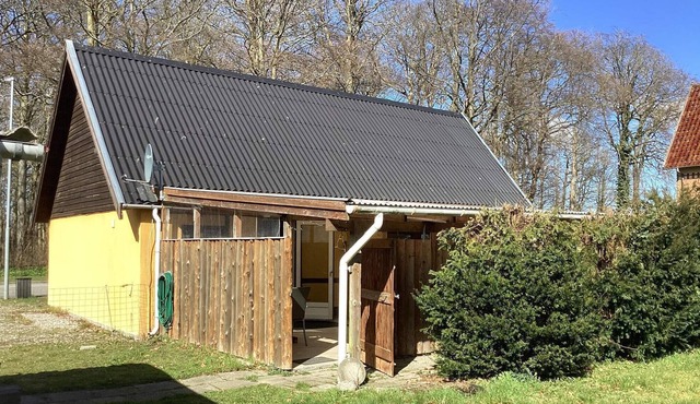 6 person holiday home in Rødby