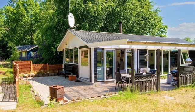 6 person holiday home in Rønde-By Traum