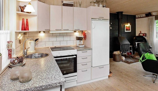 6 person holiday home in Roslev